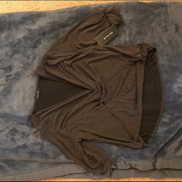 Cowl neck surplus top - Picture 3 of 3